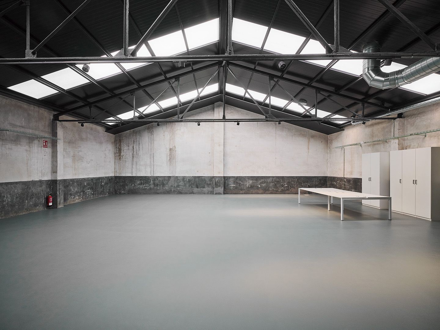 Pouhaus - espai LA DIAFANA